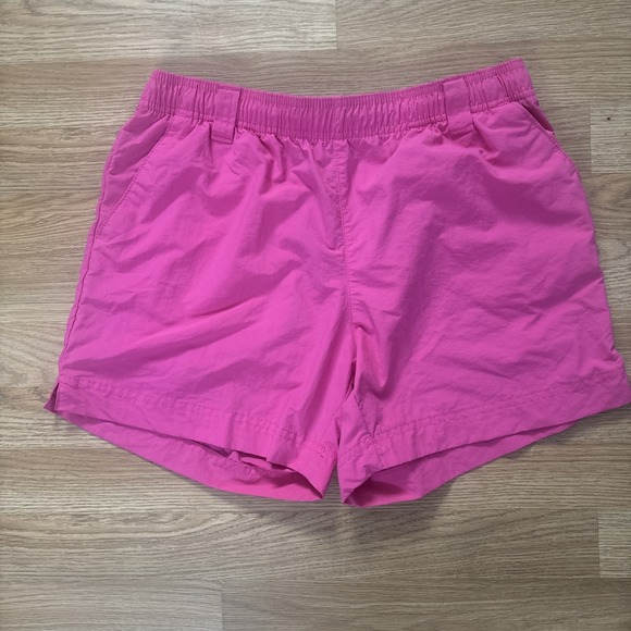 Columbia peach PFG  nylon  shorts‎ size  M  Women's  5" inseam - Picture 1 of 4